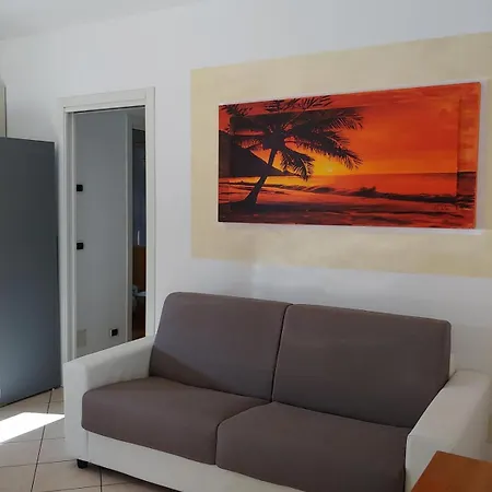 Eli's House In Sul Garda Appartement *