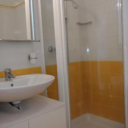 Eli's House In Sul Garda Appartement *