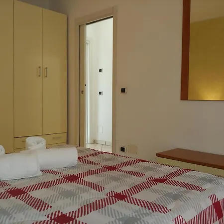 Eli's House In Sul Garda Daire